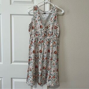 LIKE NEW SHEIN Floral Sundress with Cinched Waist and Button Detail - Small